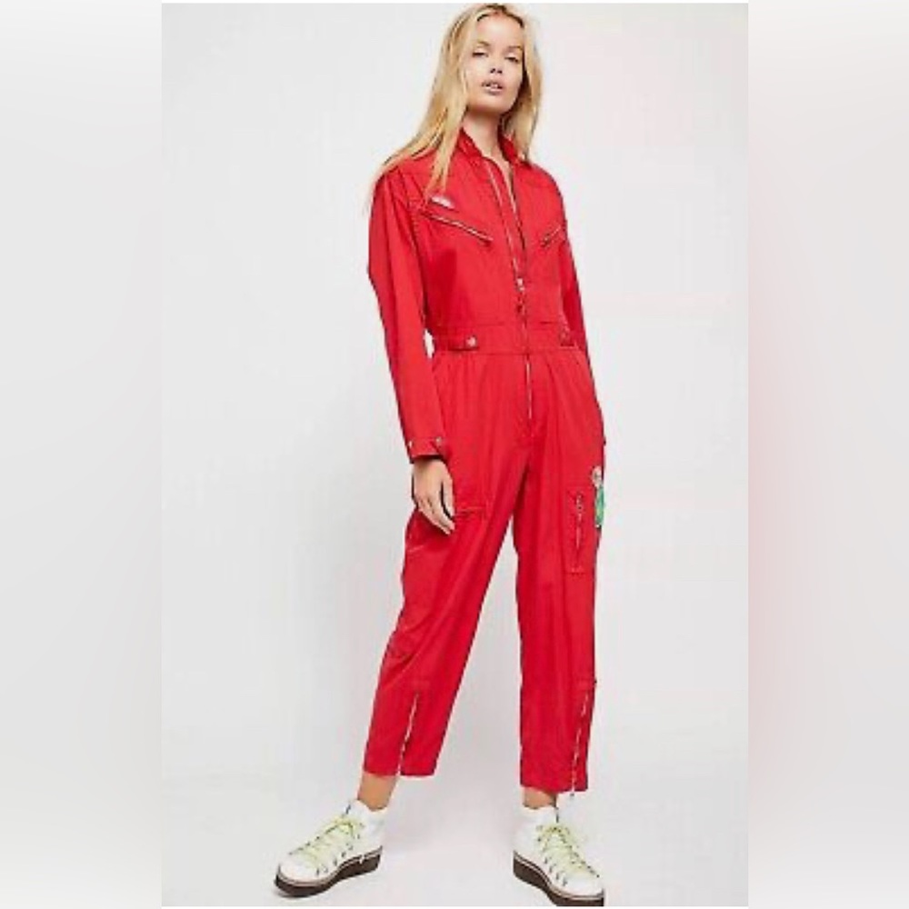 Free People Jumpsuit. XS runs a little big. Slouchy .
